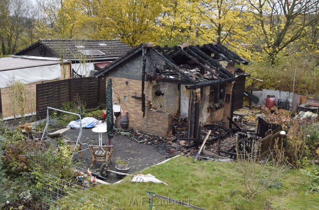 Wieder Laubenbraende Koeln Fuehlingen Kriegerhofstr P029.JPG - Miklos Laubert